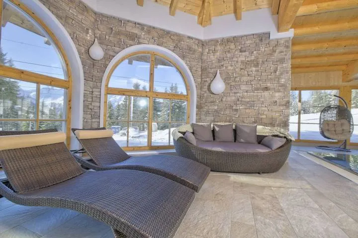 CASTEL — realizace